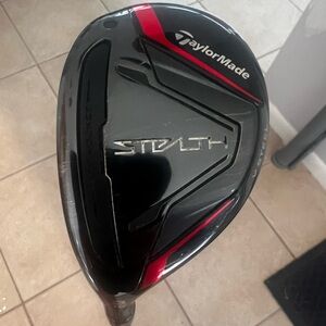TaylorMade Stealth Club in Black and Red